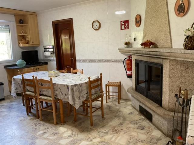 A Casa Do San Paio De Buscas Apartman Ordes Kültér fotó